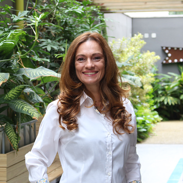 Catarina Pierangeli. Créditos da image para Sandru Luís.